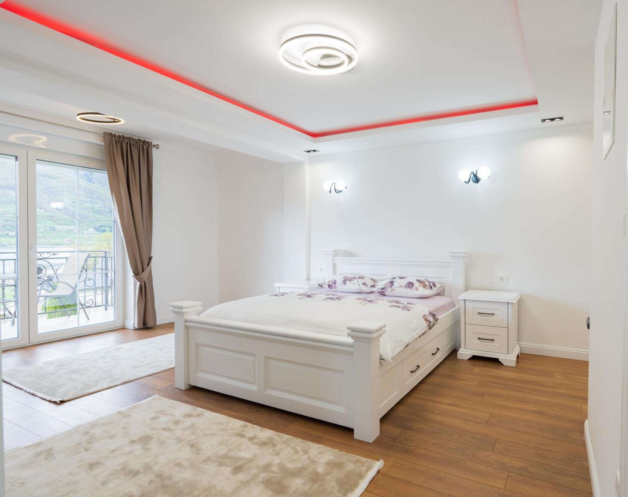 Ema Apartments Плав Экстерьер фото